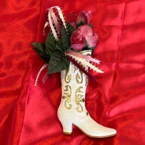 Vintage 1999 Nostalgia popular imports Inc White and Gold boot w metal stone bow